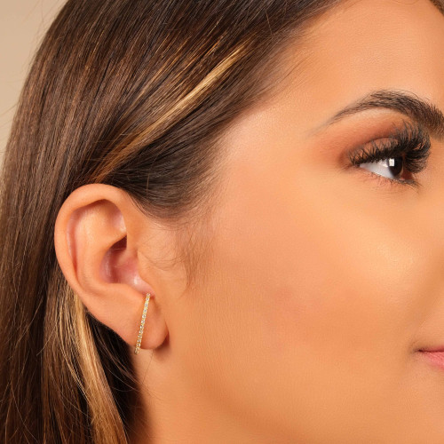 Ear Hook Filete Cravejado Cristal Banhado a Ouro 18K