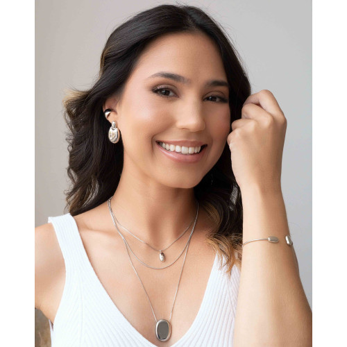 Choker Veneziana com Pingente Oval Liso Ródio Branco