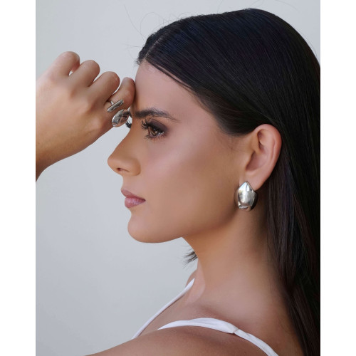 Brinco Abaulado Liso 2.8 cm Ródio Branco