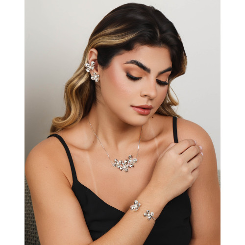 Piercing Flor Pérola Ródio Branco