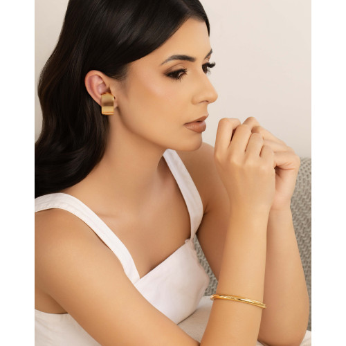 Ear Hook Liso 3.2 cm Flat Banhado a Ouro 18K