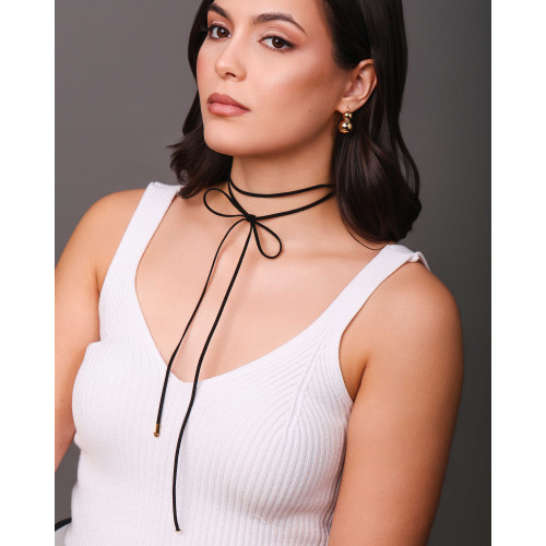 Cordão Camurça Preta Retângulo 4 mm Banhado a Ouro 18K - 1,5 m