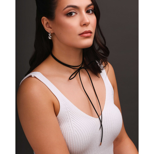 Cordão Camurça Preta Retângulo 4 mm Ródio Branco - 1,5 m