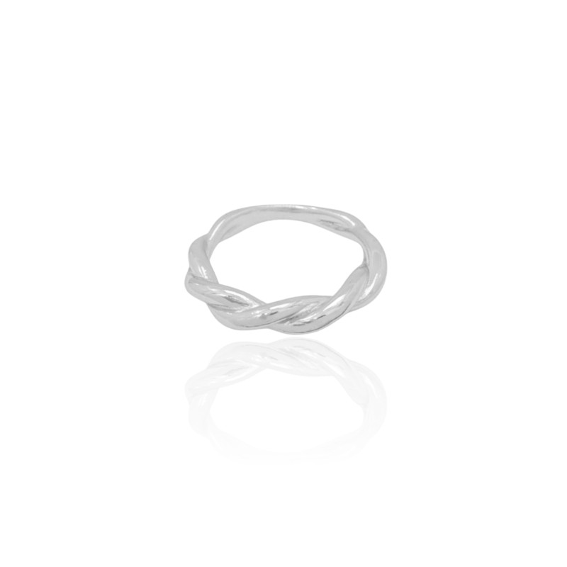 Anel Liso Torcido Tamanho 24 Ródio Branco