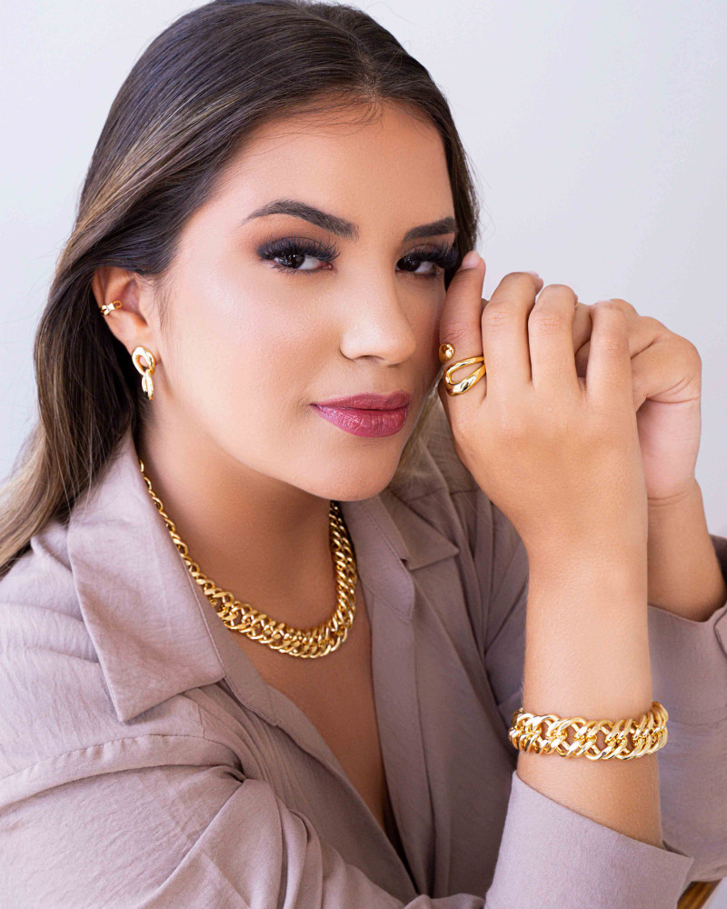 Brinco Elos Pendurados Banhado a Ouro 18K