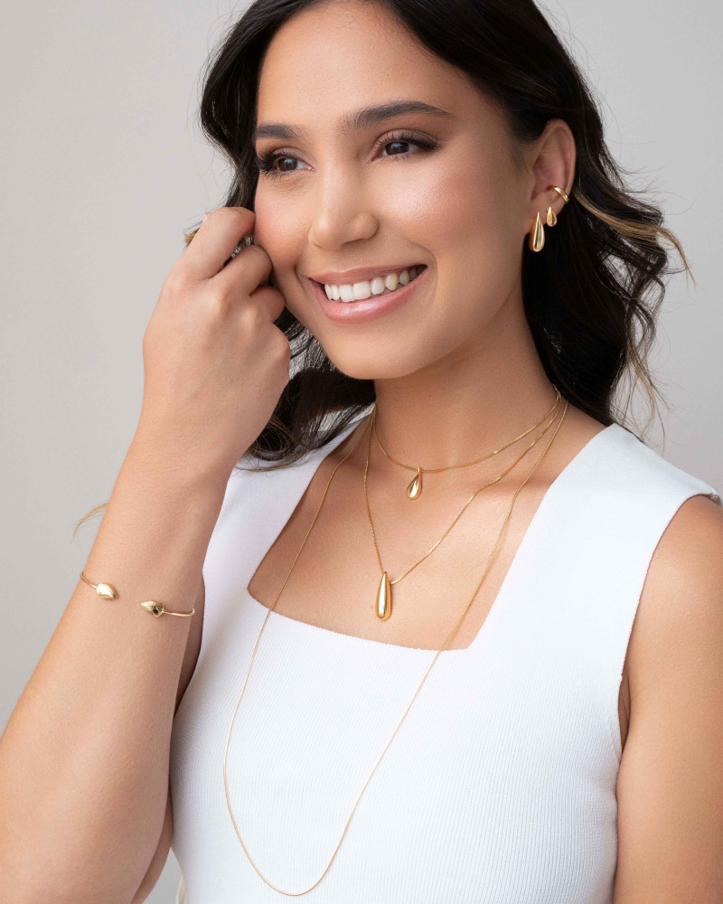 Brinco Gota Lisa 1.5 cm Banhado a Ouro 18K