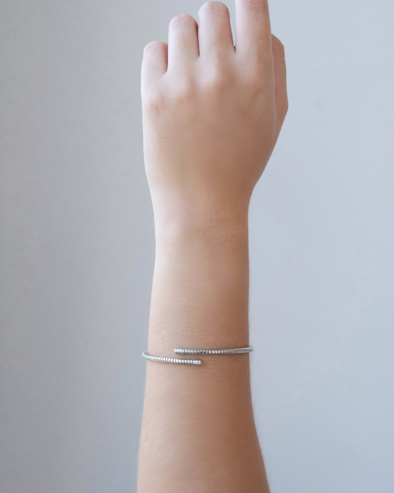 Bracelete Mola Espiral Ródio Branco