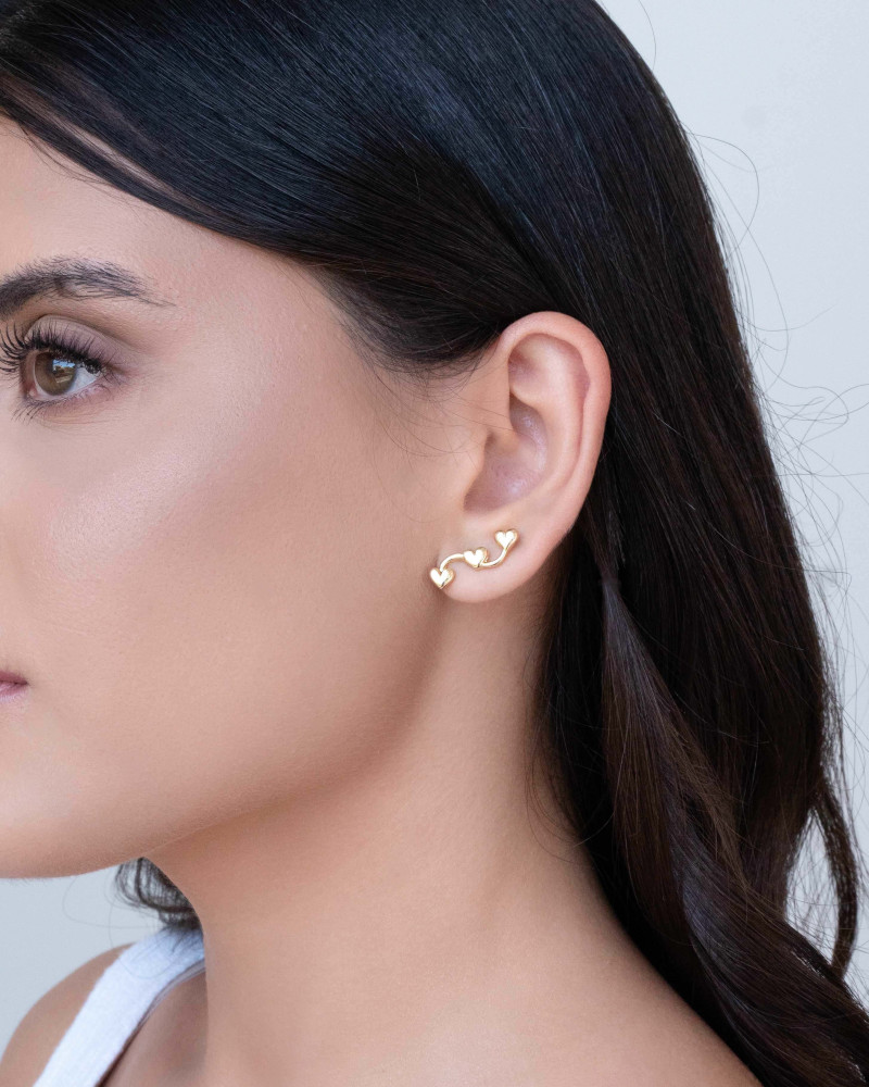 Ear Cuff Corações Liso Banhado a Ouro 18K