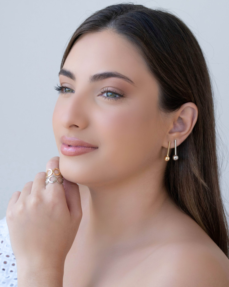 Brinco Palito Bola Lisa Banhado a Ouro 18K