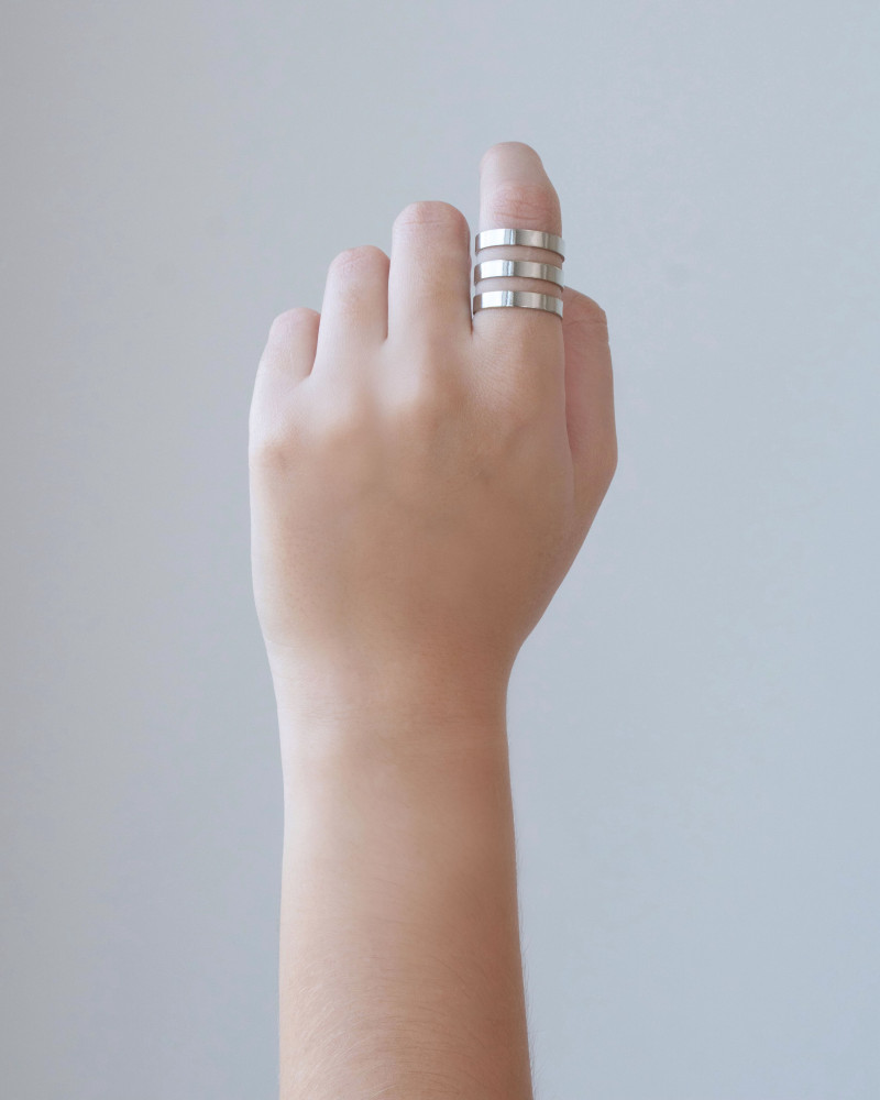 Anel Ajustável Três Filetes Tamanho M Ródio Branco