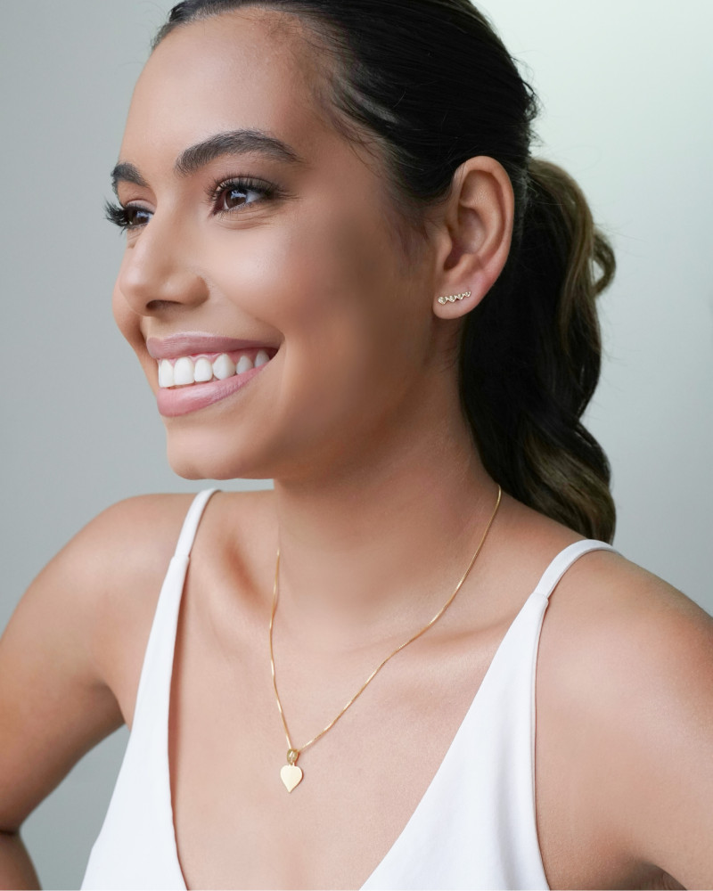 Ear Cuff Corações Banhado a Ouro 18K