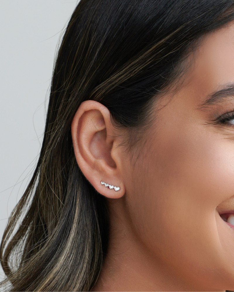 Ear Cuff Corações Ródio Branco