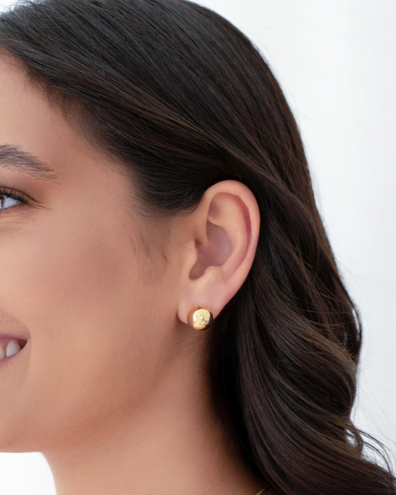 Brinco Bola Lisa 12 mm Banhado a Ouro 18K