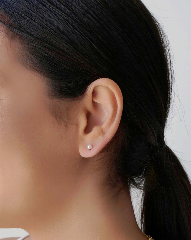 Brinco Pérola 4 mm Banhado a Ouro 18K