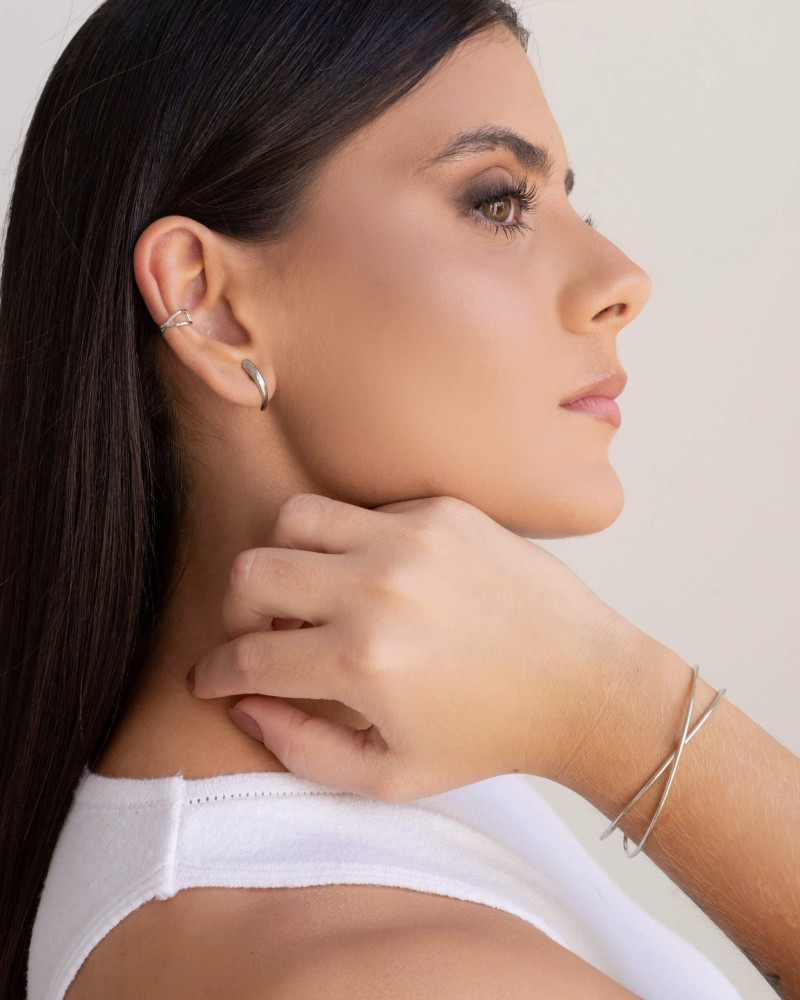 Ear Hook Liso Ródio Branco