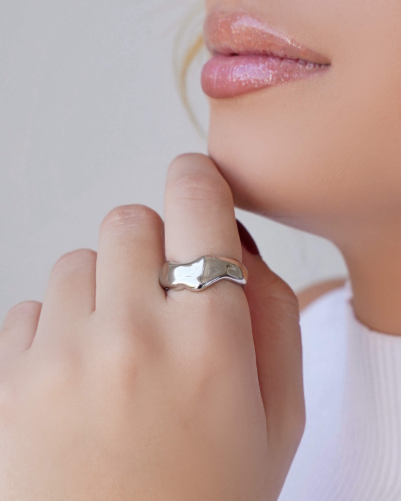 Anel Orgânico Liso Tamanho 18 Ródio Branco