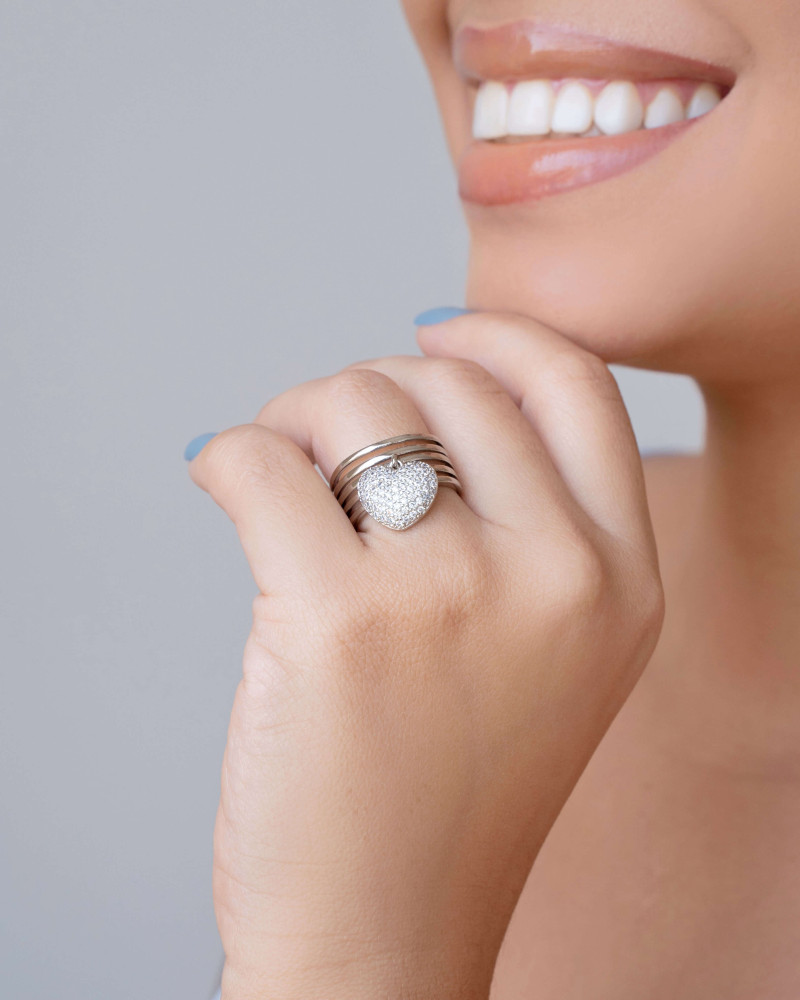 Anel Filetes Coração Cravejado Tamanho 15 Ródio Branco