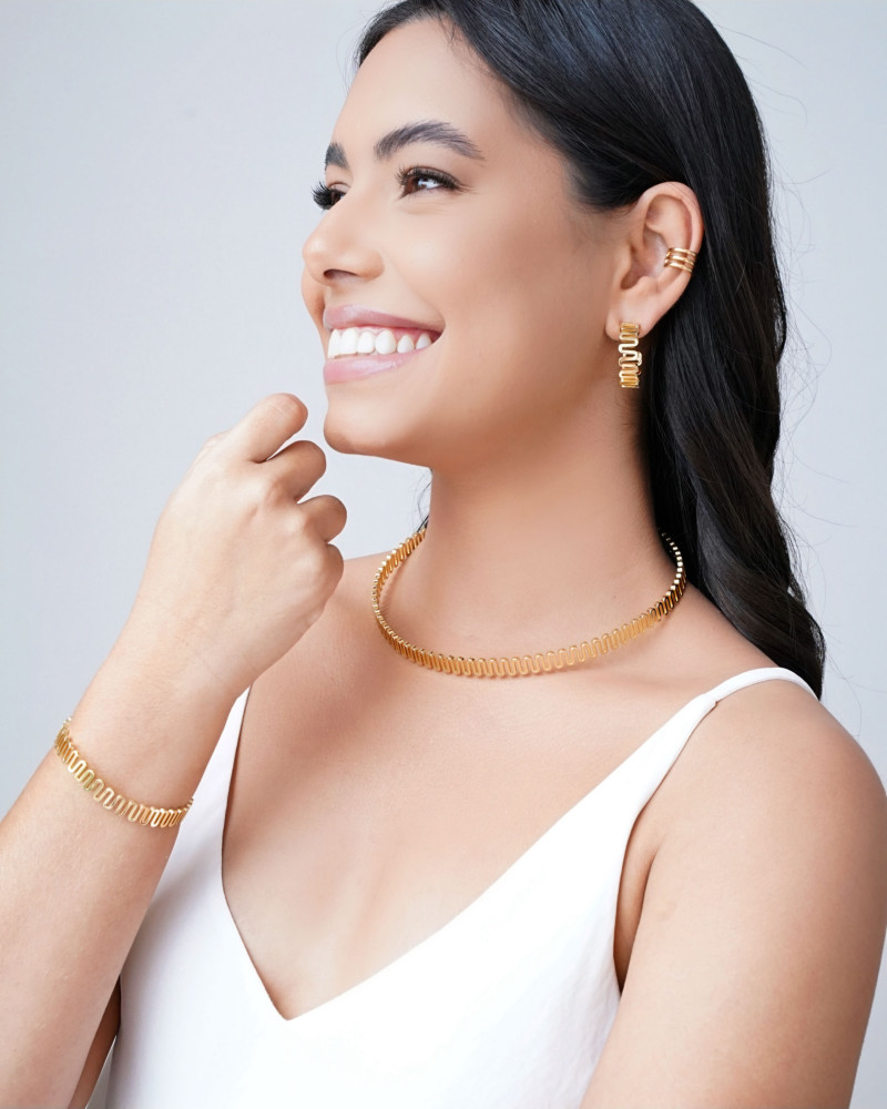 Aro Flexível Mola Banhado a Ouro 18K