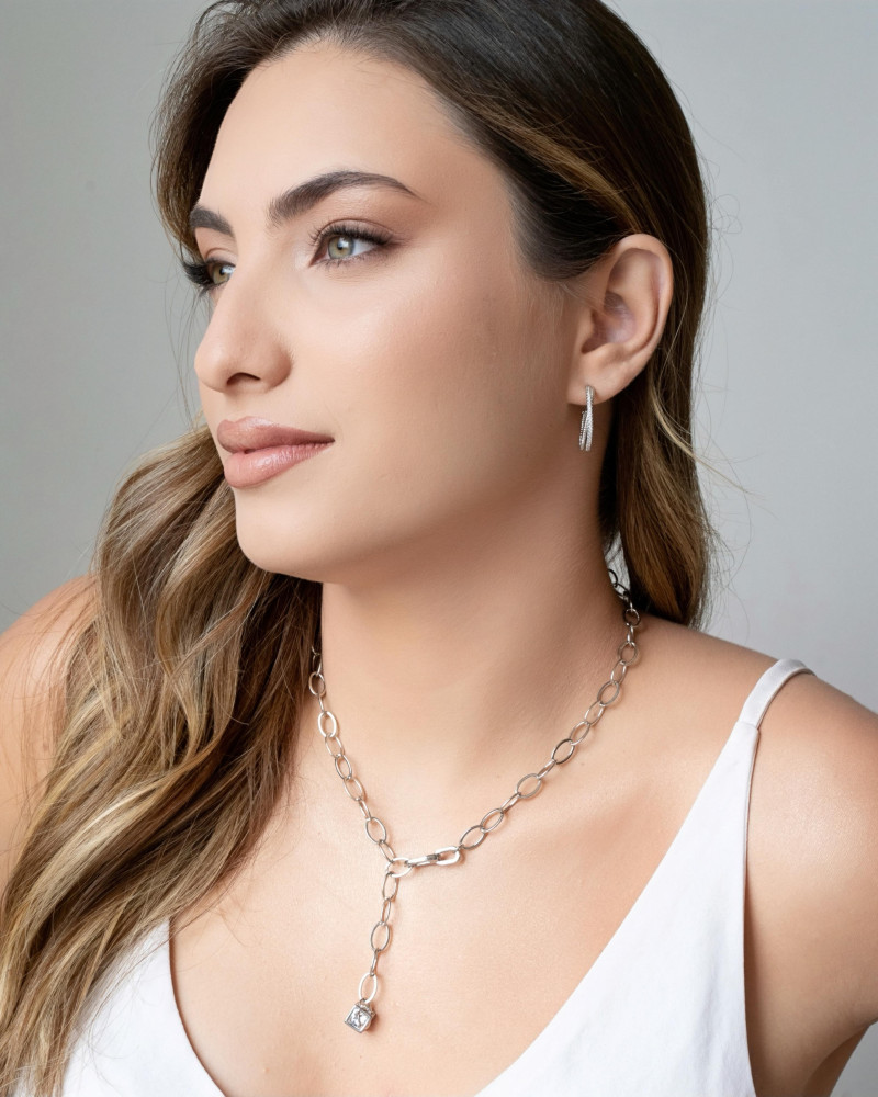 Gargantilha Gravata Ajustável Elos Ovais Cubo Ponto de Luz Cristal Ródio Branco - 45 cm