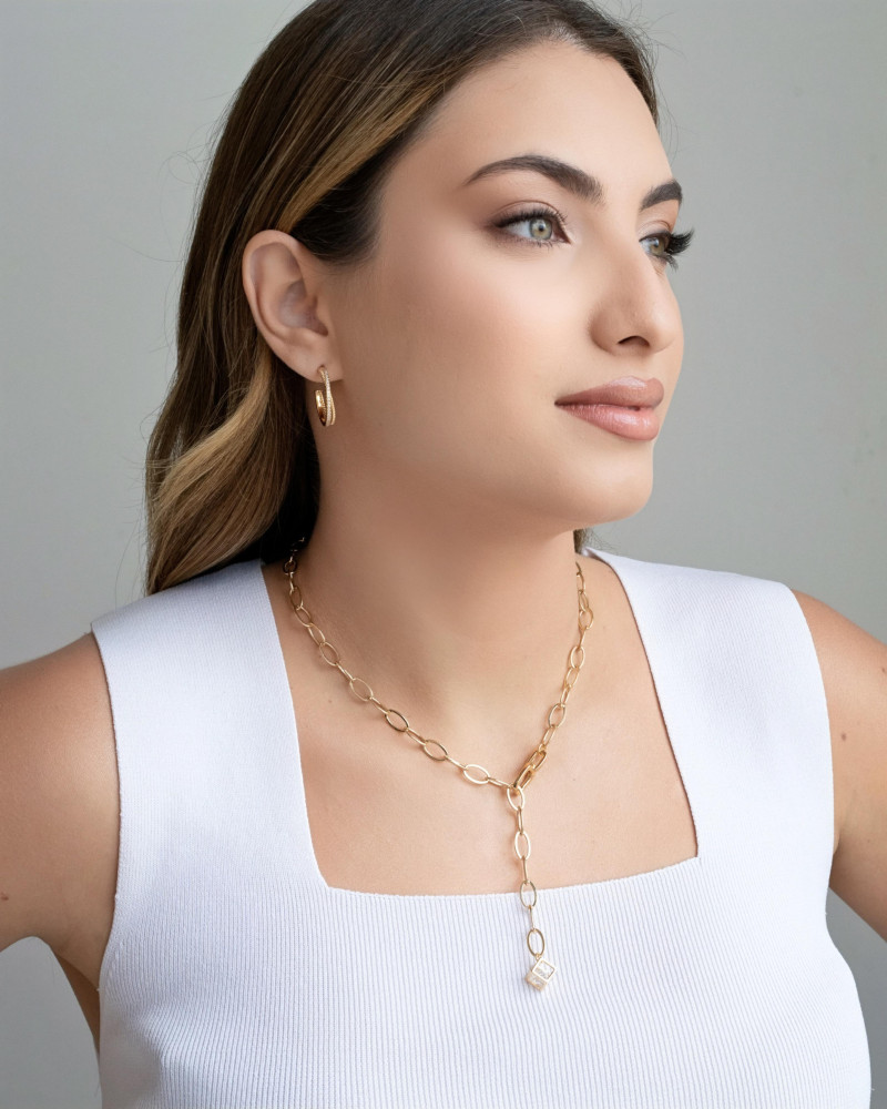 Brinco Argola Entrelaçada Cravejada Cristal 2.2 cm Banhado a Ouro 18K