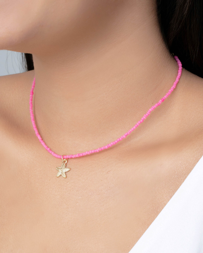 Choker Miçanga Rosa Estrela do Mar Banhado a Ouro 18K