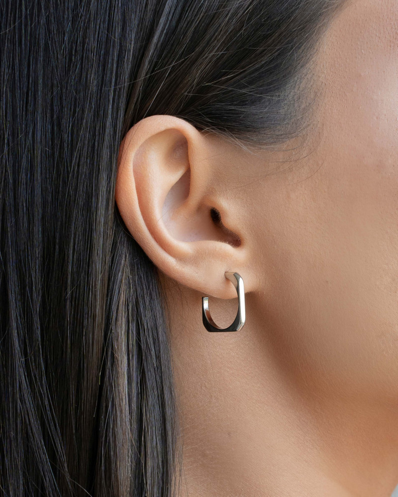 Brinco Argola Quadrada Lisa 1.7 cm Ródio Branco