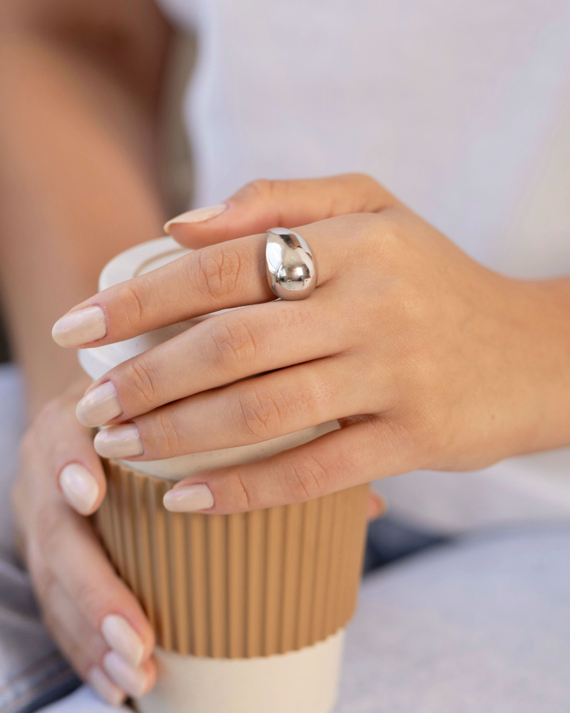 Anel Ajustável Gota Lisa Tamanho G Ródio Branco