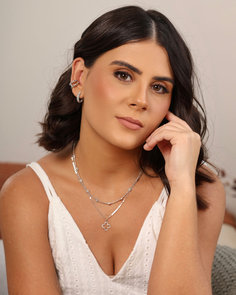 Gargantilha Elos Americanos Trevo Vazado Ródio Branco - 45 cm