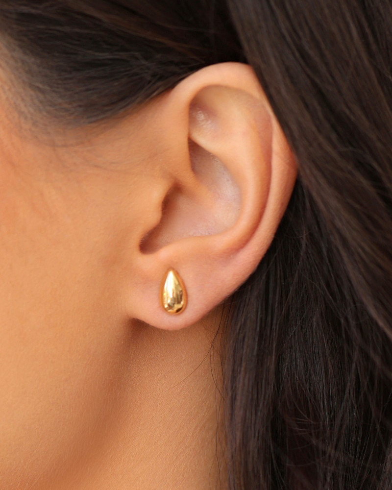 Brinco Gota Lisa 1.0 cm Banhado a Ouro 18K