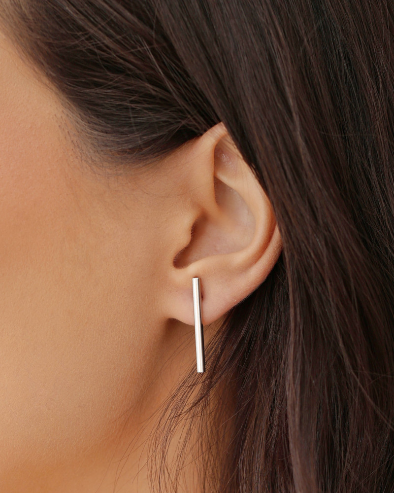 Brinco Palito Reto 2.5 cm Ródio Branco