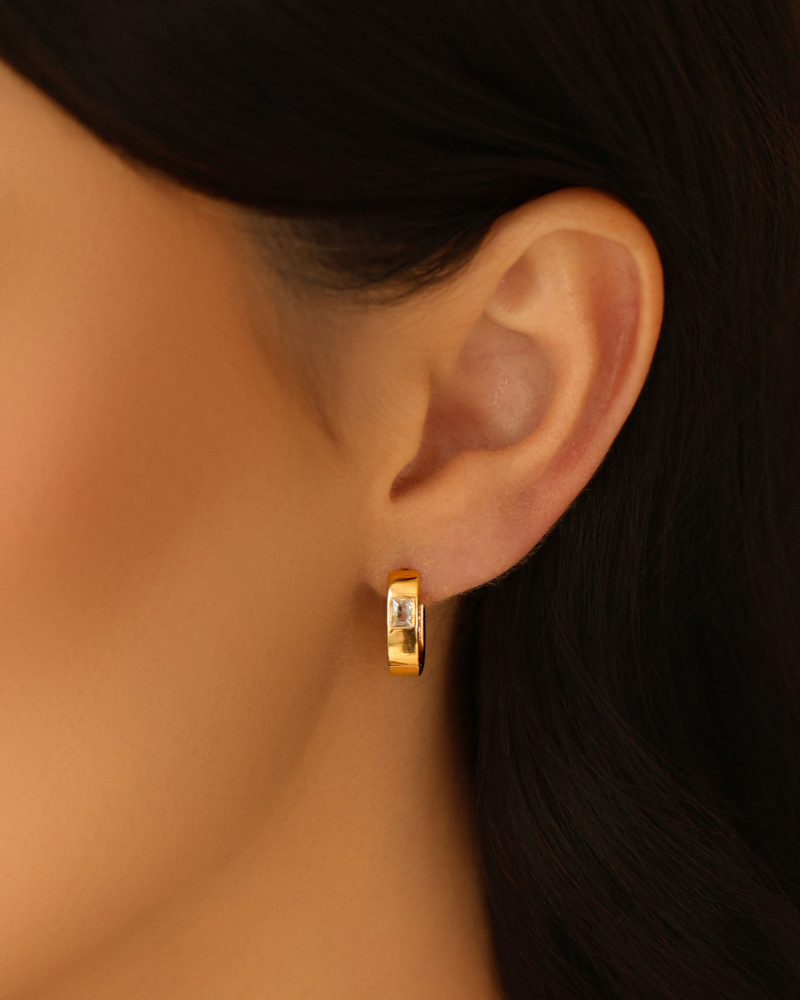 Brinco Argola Click Oval Baguete Cristal 1.5 cm Banhado a Ouro 18K