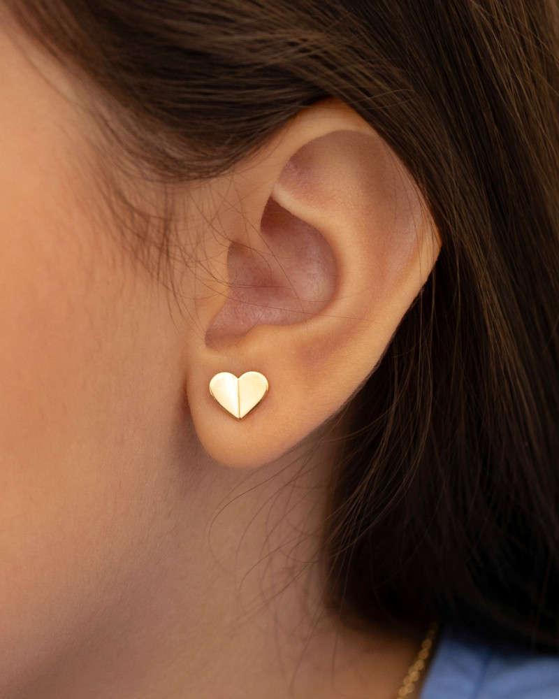 Brinco Infantil Coração Liso Banhado a Ouro 18K