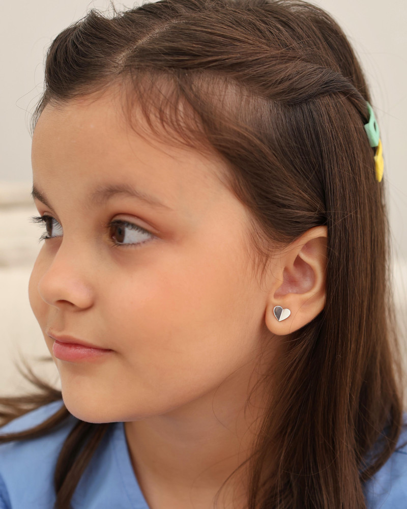Brinco Infantil Coração Liso Ródio Branco
