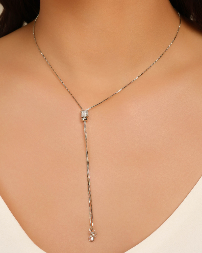 Gargantilha Gravata Baguetes Cristal Ródio Branco