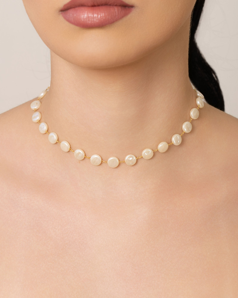 Choker Pérolas Achatadas 8 mm Banhado a Ouro 18K