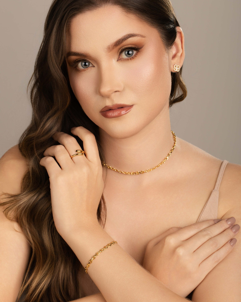 Pulseira Elos Torcidos 4 mm Banhado a Ouro 18K