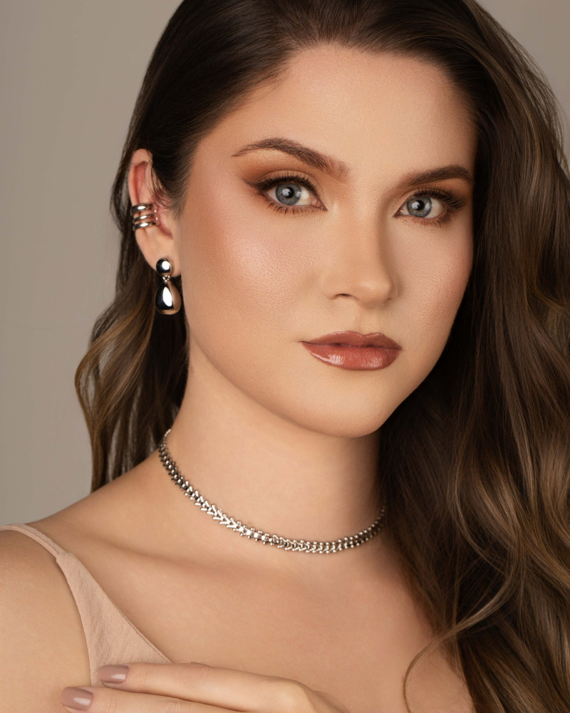 Choker Escamas 6 mm Ródio Branco