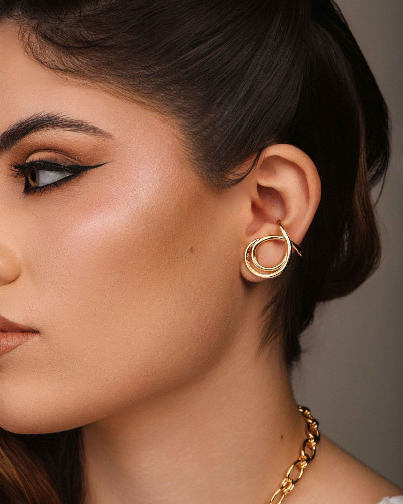 Ear Cuff Entrelaçado Liso 2.5 cm Banhado a Ouro 18K