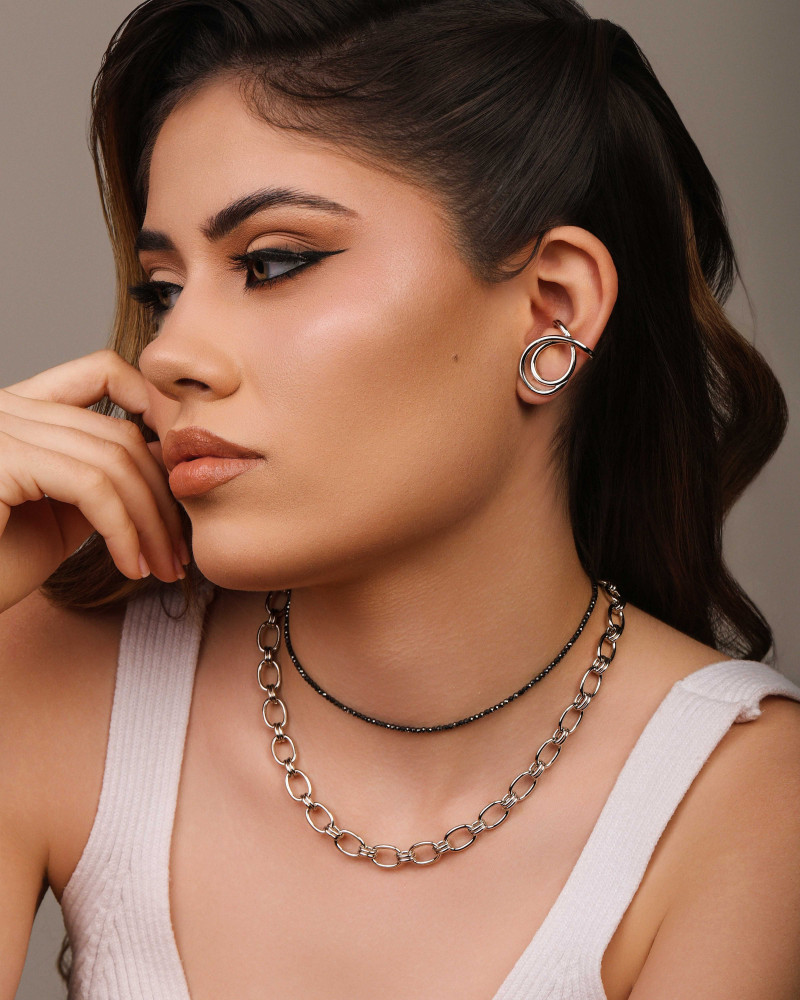 Ear Cuff Entrelaçado Liso 2.5 cm Ródio Branco