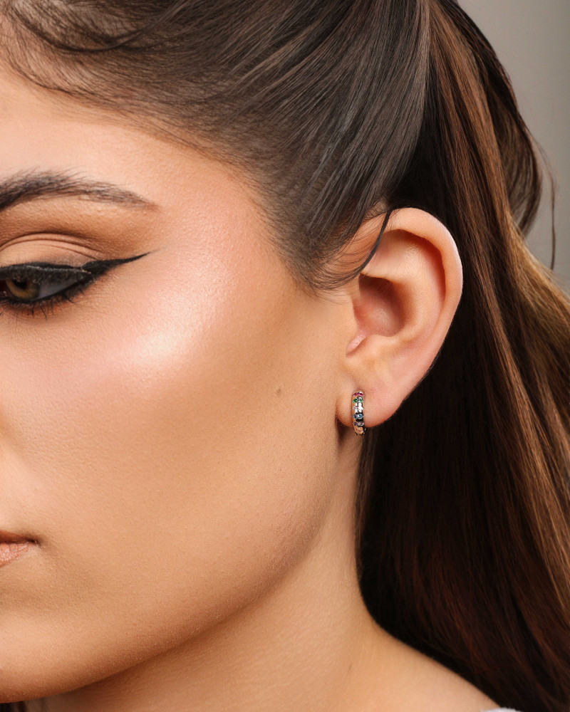 Dupla de Argolas Pontos de Luz Coloridos Ródio Branco