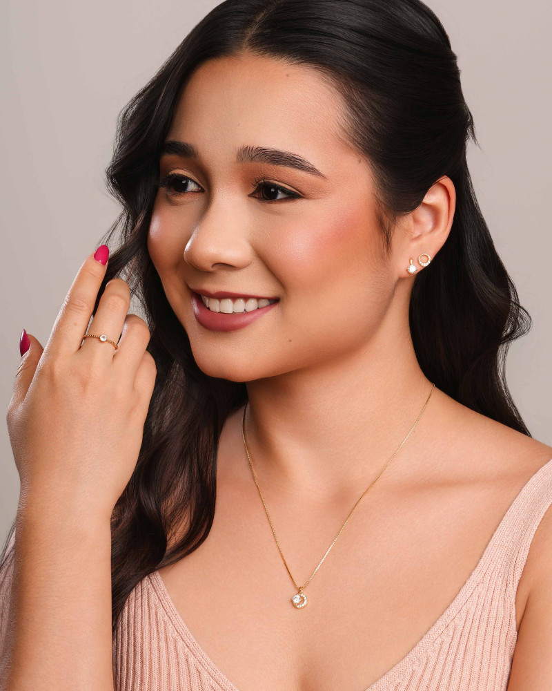 Brinco Palito Ponto de Luz Cristal 5 mm Banhado a Ouro 18K