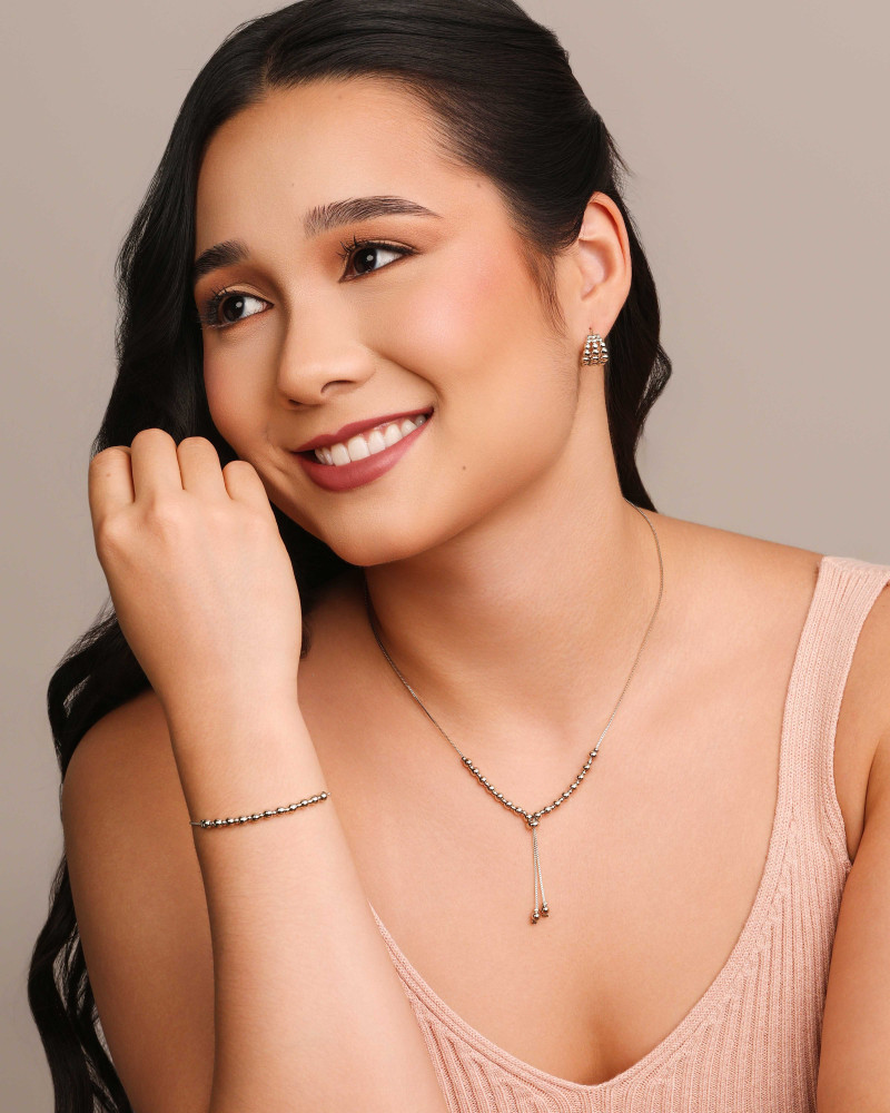 Gargantilha Gravata Bolinhas Lisas Ródio Branco - 50 cm