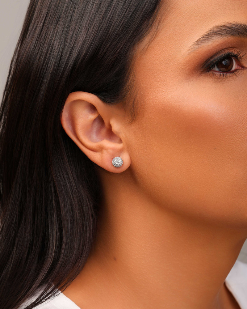 Brinco Bola Cravejada Cristal 7 mm Ródio Branco