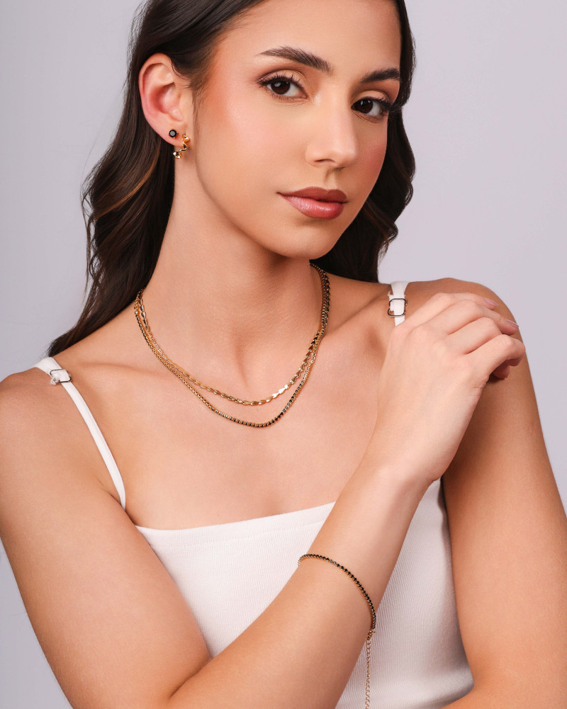 Brinco Meia Argola Ondas Lisas 1.6 cm Banhado a Ouro 18K