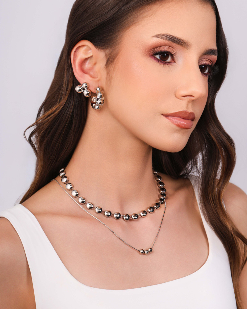 Choker Bolas Achatadas Lisas Ródio Branco