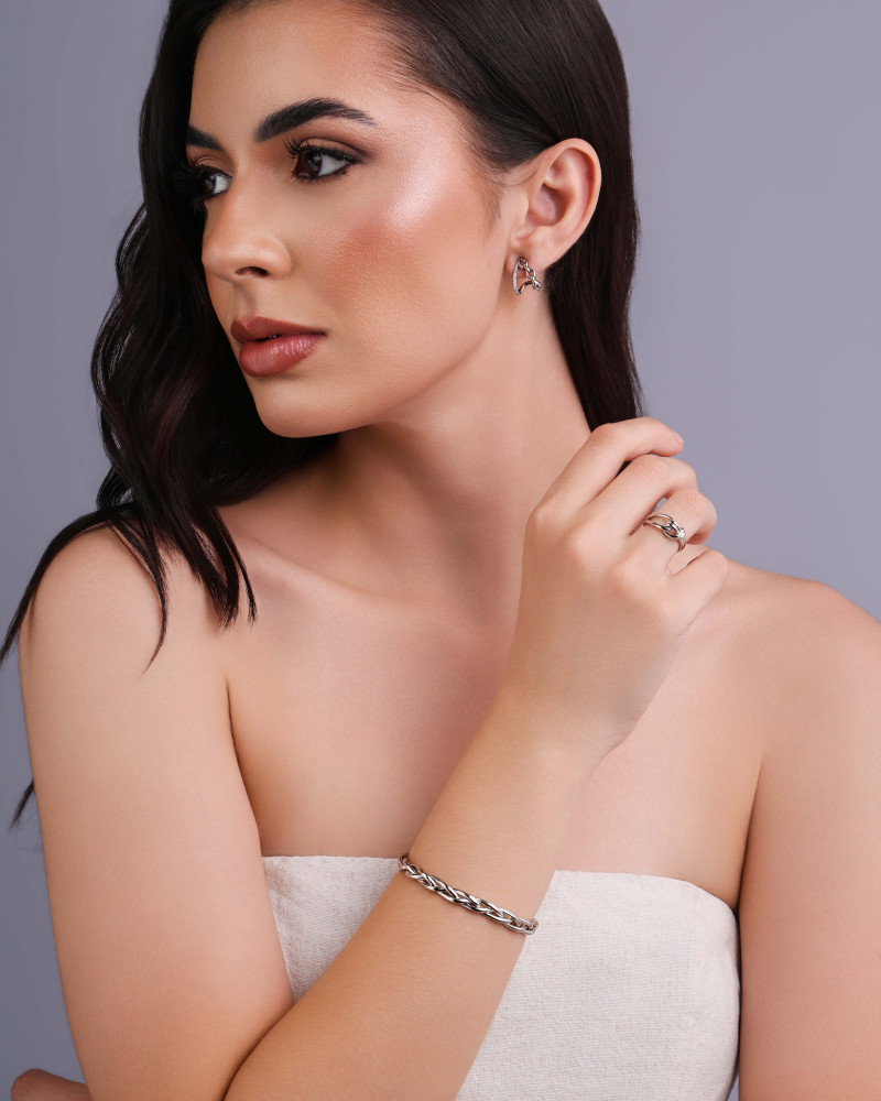 Brinco Argola Gota Entrelaçada Cravejada Cristal 1.4 cm Ródio Branco