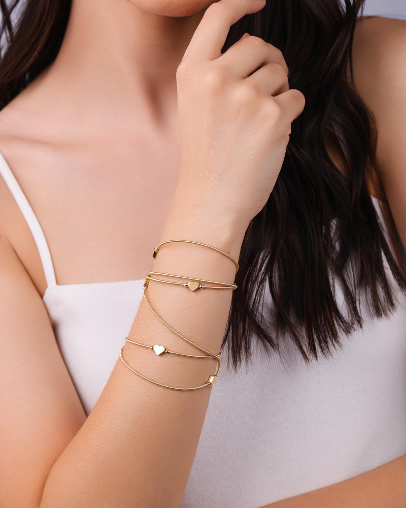 Pulseira Corda de Violão Corações Banhado a Ouro 18K