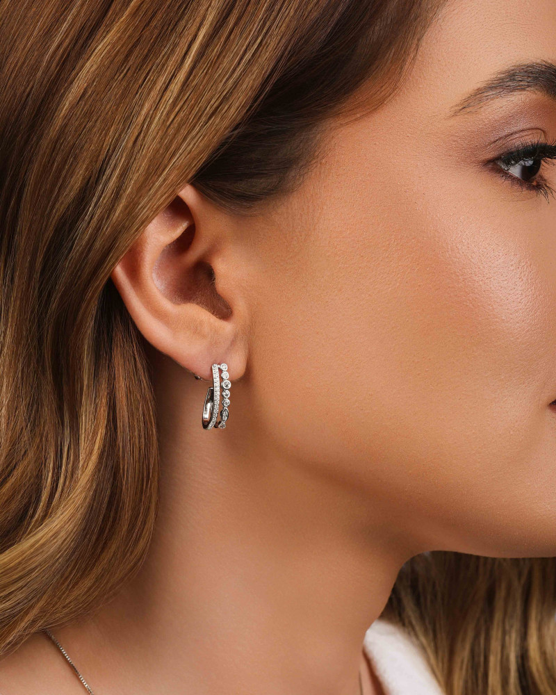 Brinco Argola Dois Filetes Cravejados Cristal 1.9 cm Ródio Branco