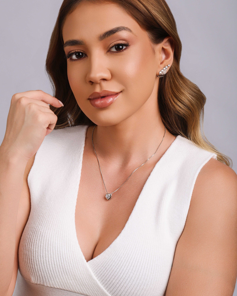 Ear Cuff Filetes Corações Cristal Ródio Branco