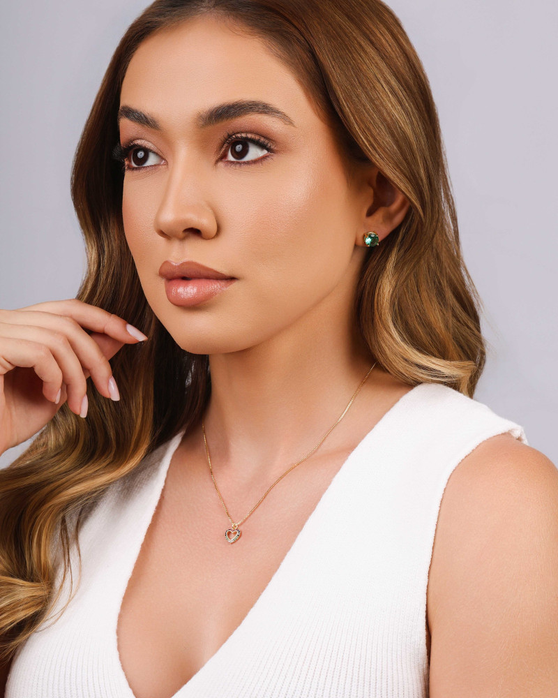 Brinco Ponto de Luz Turmalina 8 mm Banhado a Ouro 18K